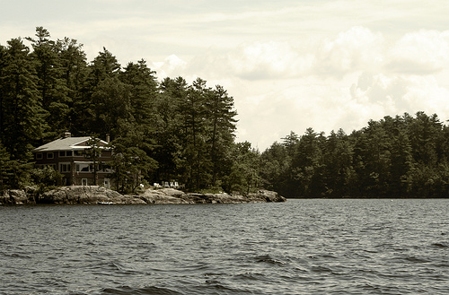2708958172_ec35235c57 A rental lodge on Sebago Lake, Maine.