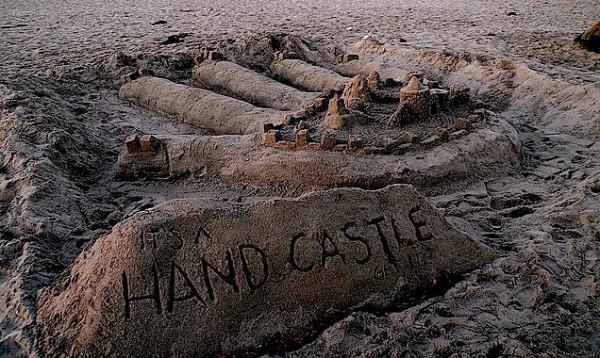 hand-castle