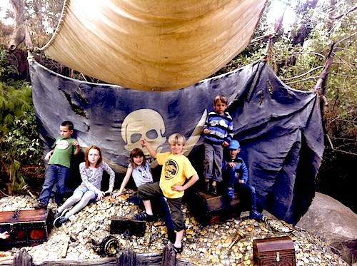 disneyland-pirate-island